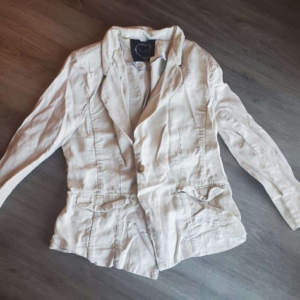 Women's Linen Cream Blazer